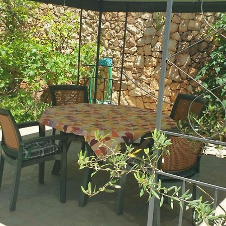 Apartments Biserka - 50 M From Beach Трогир Экстерьер фото
