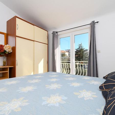 Apartments Biserka - 50 M From Beach Трогир Экстерьер фото