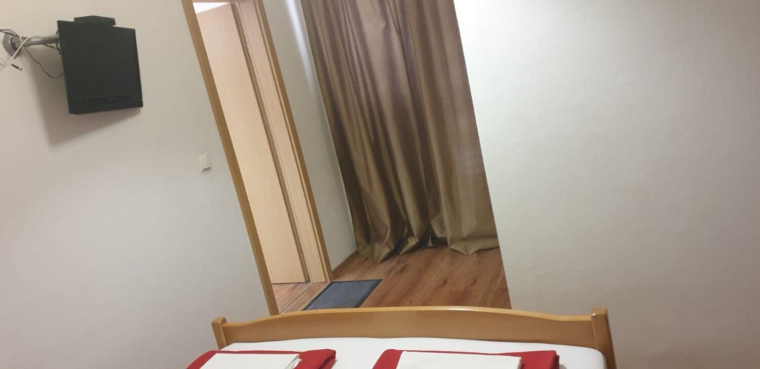 Apartments Biserka - 50 M From Beach Трогир Экстерьер фото